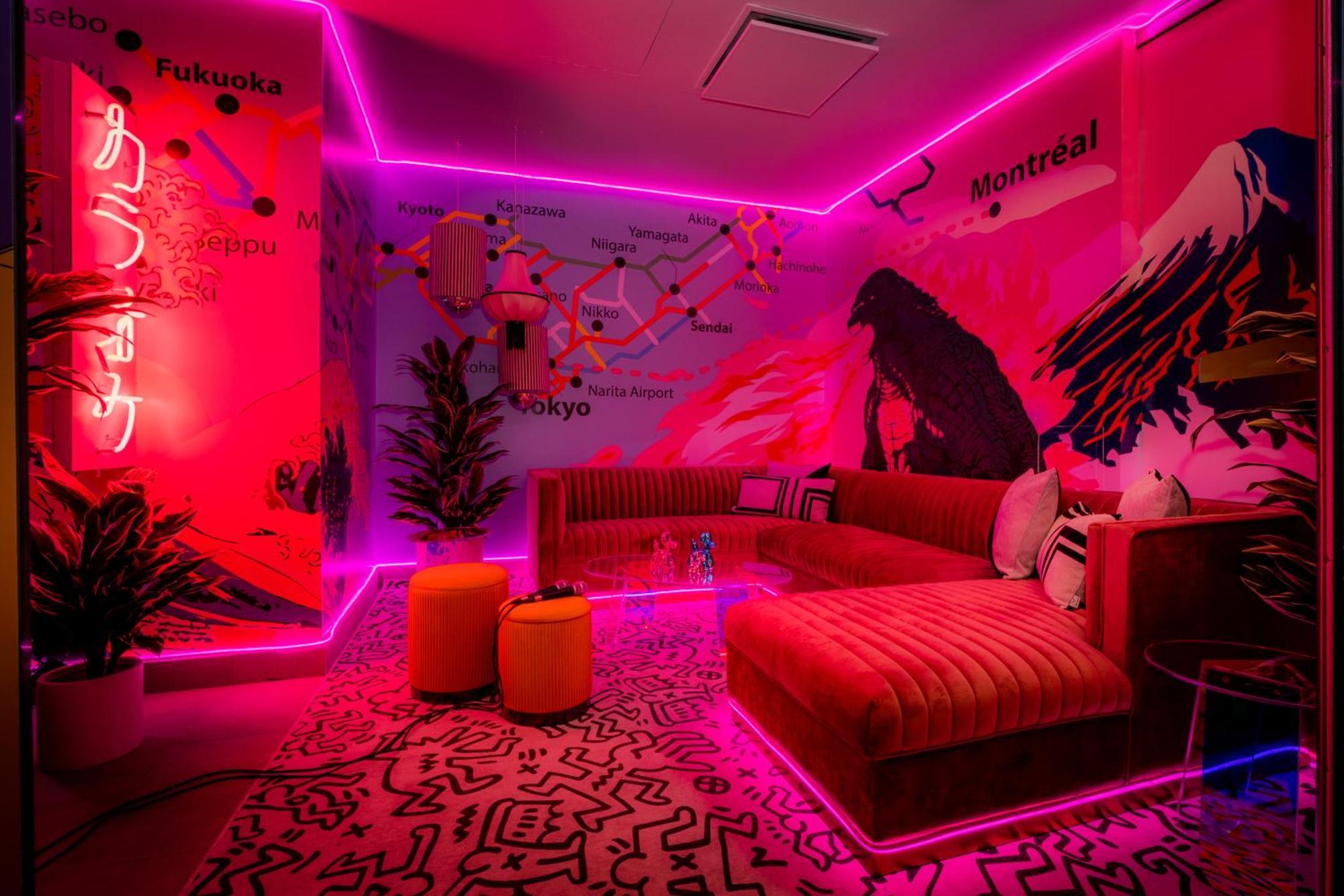 W Montreal Hotel Bagian luar foto