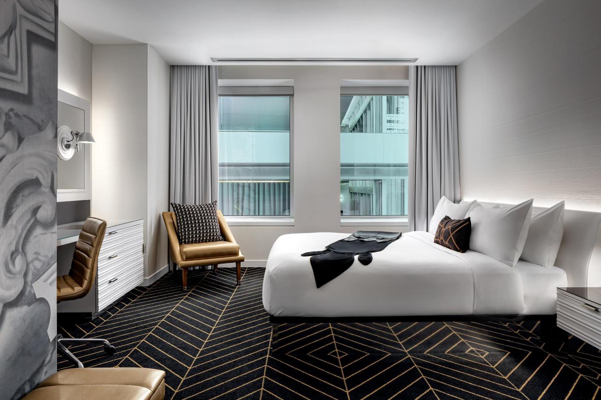 W Montreal Hotel Bagian luar foto