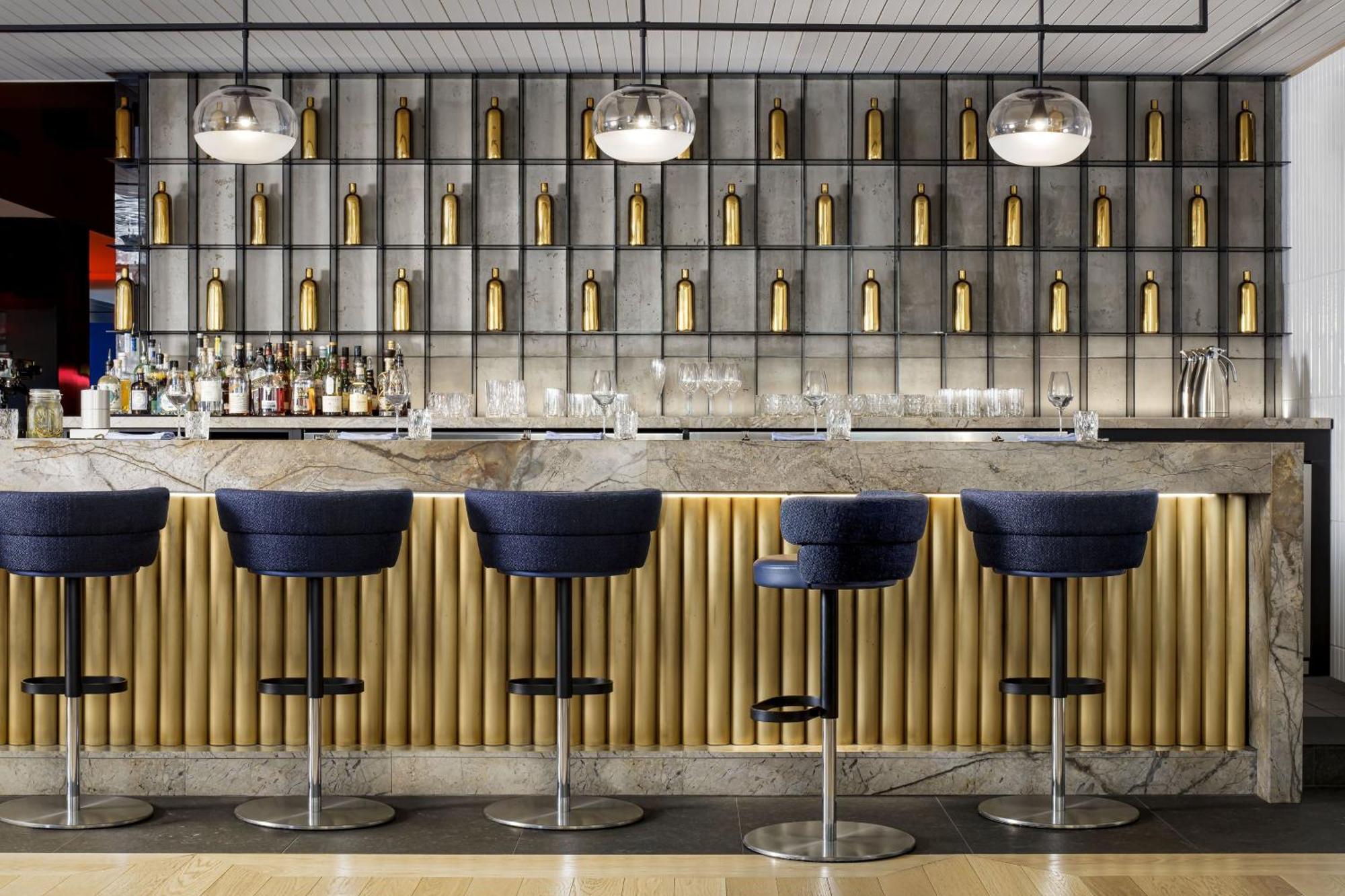 W Montreal Hotel Bagian luar foto
